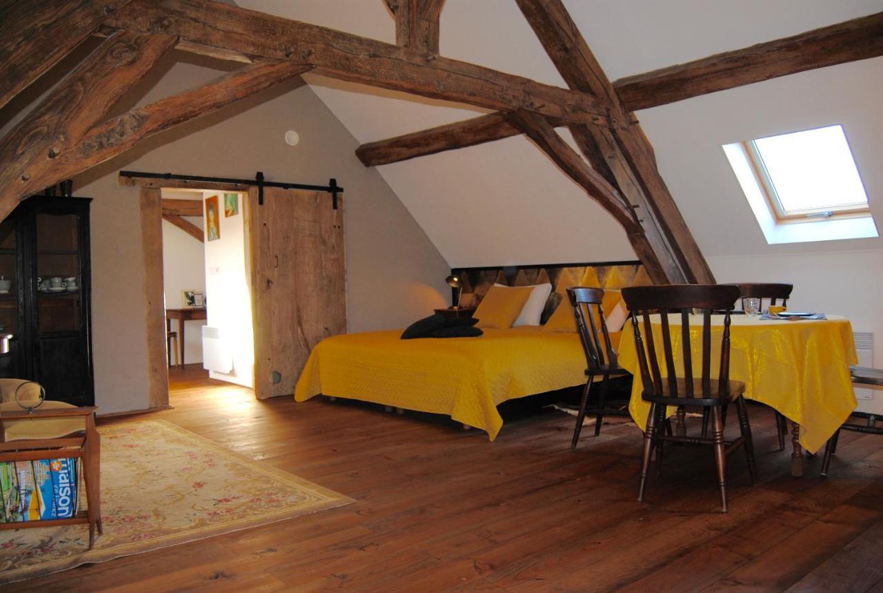 Bed and Breakfast Domaine Les Grands Pérons Hérisson Exterior foto