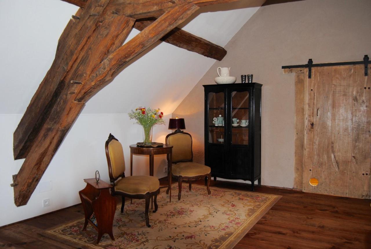 Bed and Breakfast Domaine Les Grands Pérons Hérisson Exterior foto