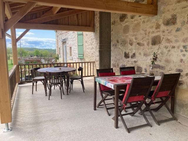 Bed and Breakfast Domaine Les Grands Pérons Hérisson Exterior foto
